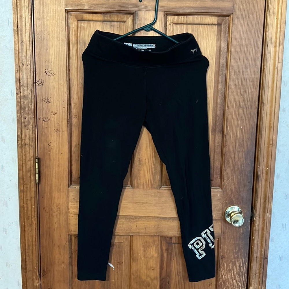 GUC legging w bling on the lower leg